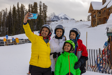 Learning to Ski at Lake Louise #NewskiAB