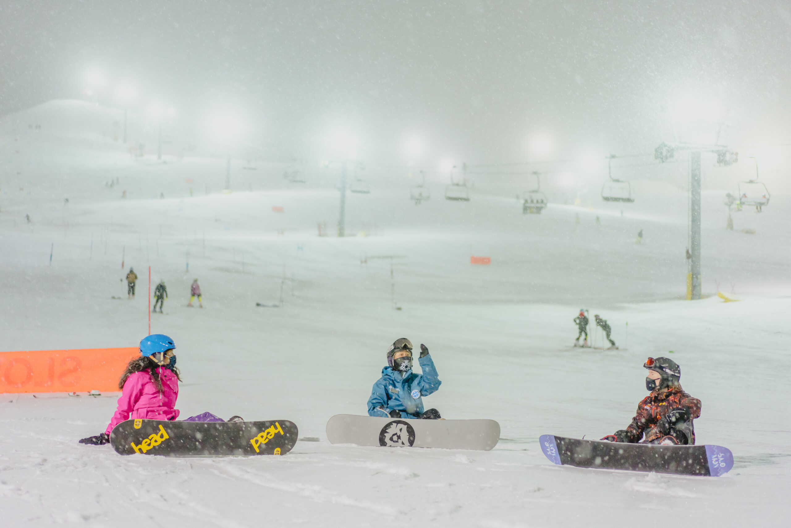 New Canadian loves the fresh air and energy of being on the ski slopes – #NewskiAB